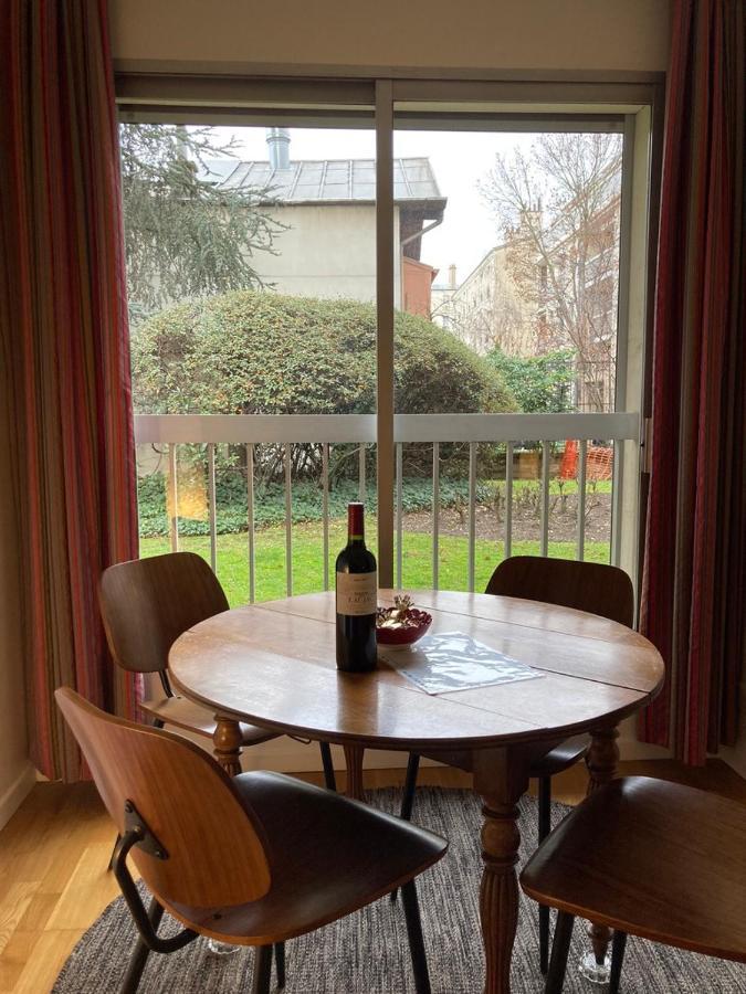 Vue Sur Jardin, 3 Pieces Apartment Paris Exterior photo
